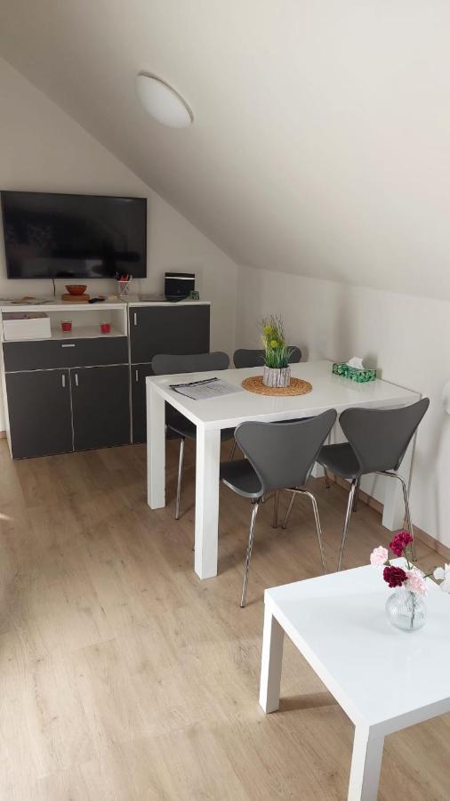 Kvilda! Apartman Terezka Apartment Bagian luar foto